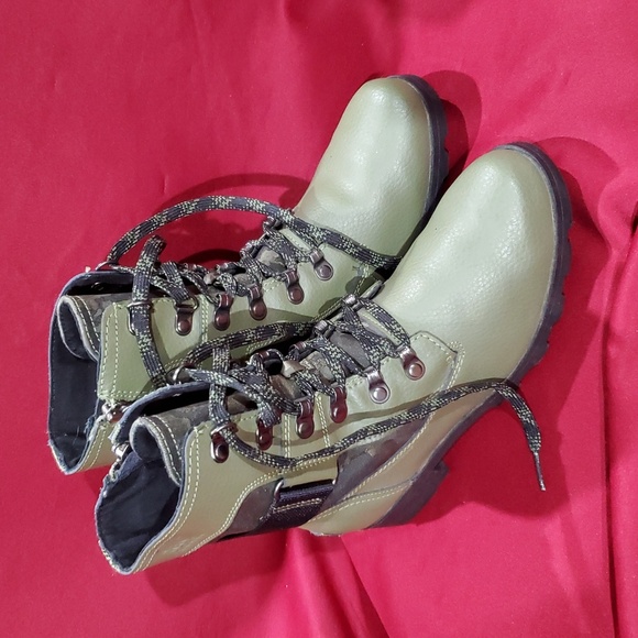 Sorel army green and camo combat boots lace up and side zipper - Picture 1 of 11